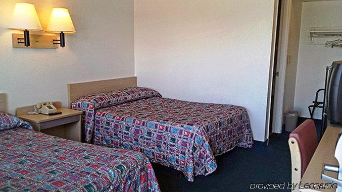 Motel 6 Des Moines South - Airport 外观 照片