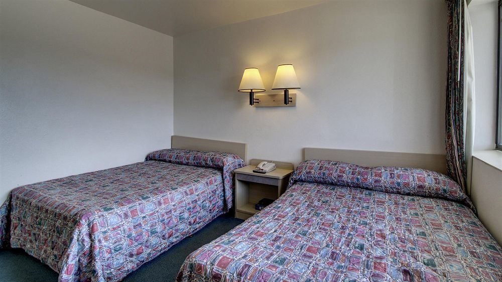 Motel 6 Des Moines South - Airport 外观 照片