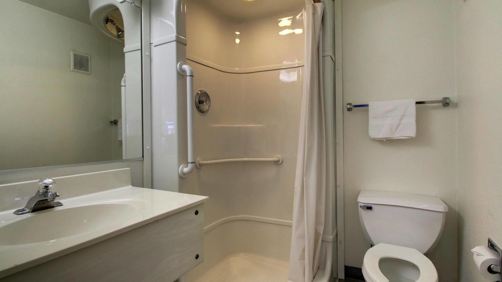 Motel 6 Des Moines South - Airport 外观 照片