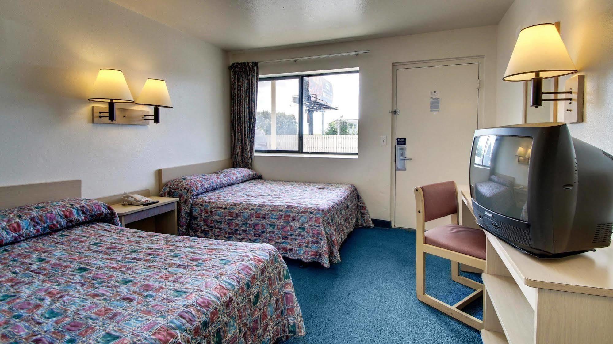 Motel 6 Des Moines South - Airport 外观 照片